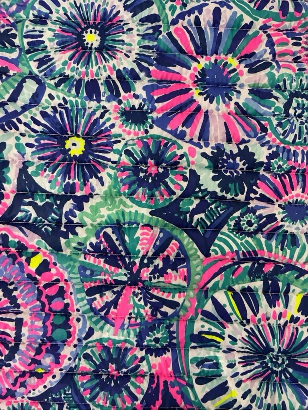 Lilly Pulitzer Girls Pink Quilted Vest Floral Size M 6-7 Fringe - Picture 3 of 4
